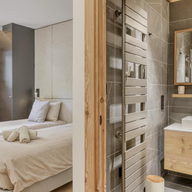 Charmant Appartement au Cœur de Megève avec Jardin privatif - Three-Bedroom Apartment - 7