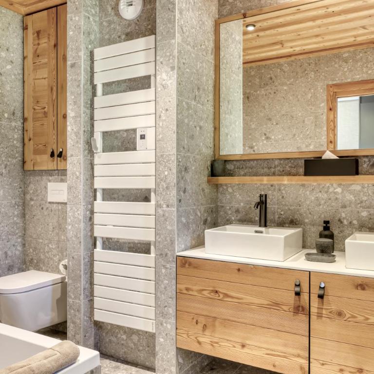 Charmant Appartement au Cœur de Megève avec Jardin privatif - Three-Bedroom Apartment - 12