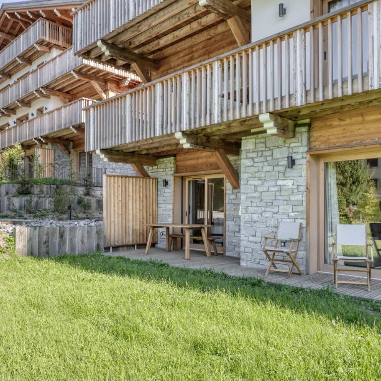 Charmant Appartement au Cœur de Megève avec Jardin privatif - Three-Bedroom Apartment - 21