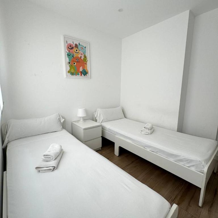 Escolano Rooms MAS 11 Noches - Two-Bedroom Apartment - 3