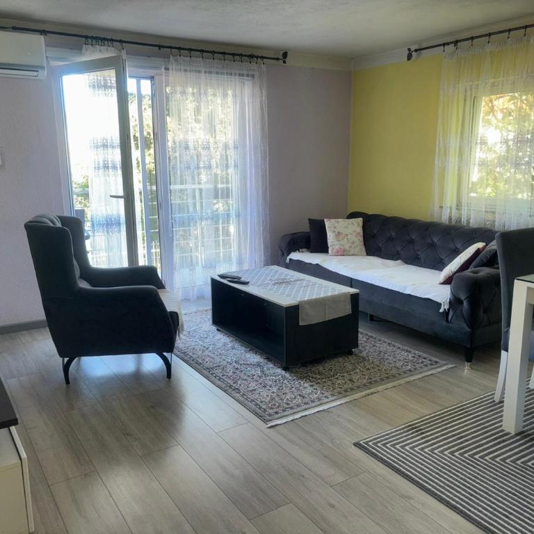 Apartment Aurora Sarajevo - Two-Bedroom Apartment - 1