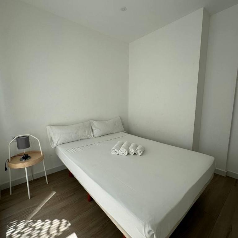 Escolano Rooms MAS 11 Noches - Two-Bedroom Apartment with Terrace - 4