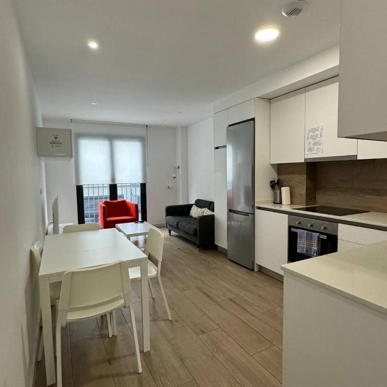 Escolano Rooms MAS 11 Noches - Two-Bedroom Apartment with Terrace - 16