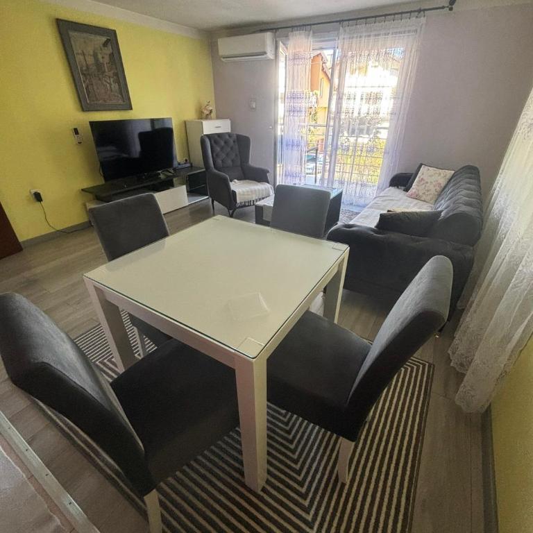 Apartment Aurora Sarajevo - Two-Bedroom Apartment - 3