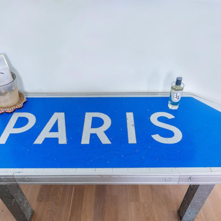 Grand appt 2 Ch proche Champs Elysees Montmartre - Appartement - 8