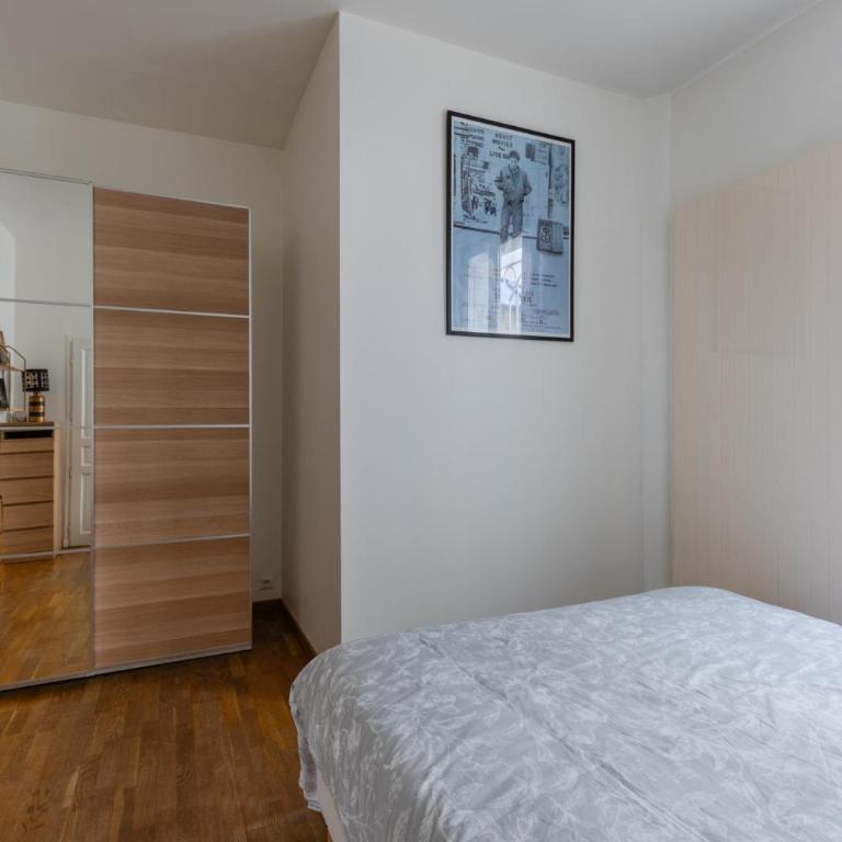 Grand appt 2 Ch proche Champs Elysees Montmartre - Appartement - 12
