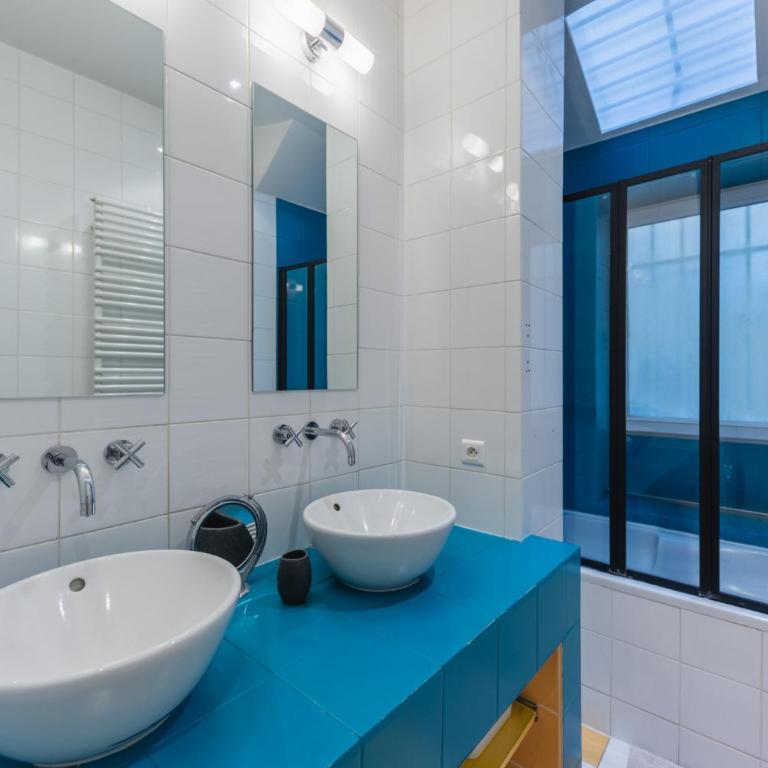 Grand appt 2 Ch proche Champs Elysees Montmartre - Appartement - 13