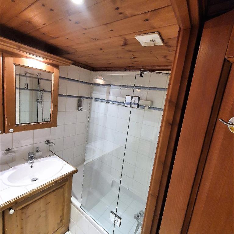 La Ginabelle – vue Mont Blanc avec piscine - Two-Bedroom Apartment with Mountain View - 2