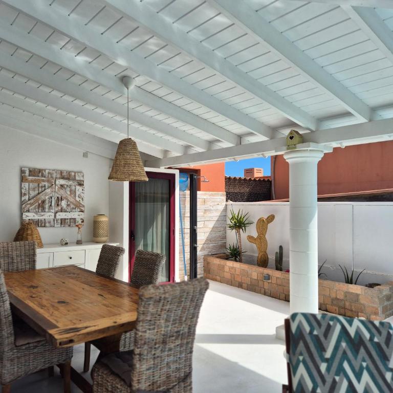 MAISON SAJARELLE - Three-Bedroom House - 9