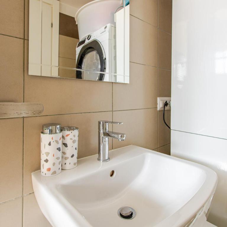 Metro San Paolo -Capitol Haus Roma- Cozy Apartment - Appartamento Standard con 2 Camere da Letto - 24