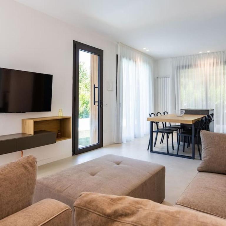 Luxury Jacuzzi Villa Diana - Appartamento con 2 Camere da Letto - 2