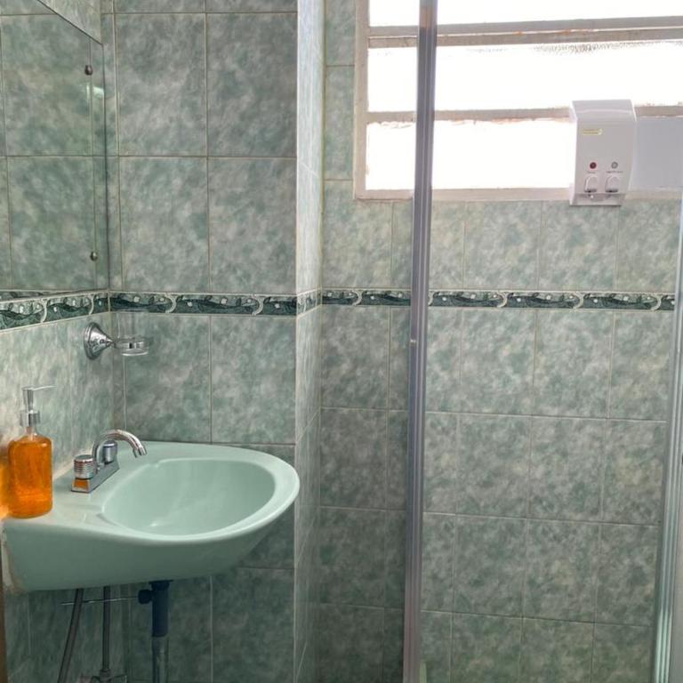 Apto Centro de Ccs, cerca todo! - Studio Apartment - 5