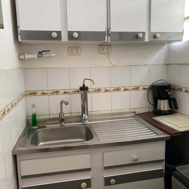 Apto Centro de Ccs, cerca todo! - Studio Apartment - 6