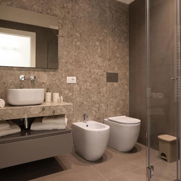 Luxury Jacuzzi Villa Nettuno - Appartamento con 3 Camere da Letto - 3