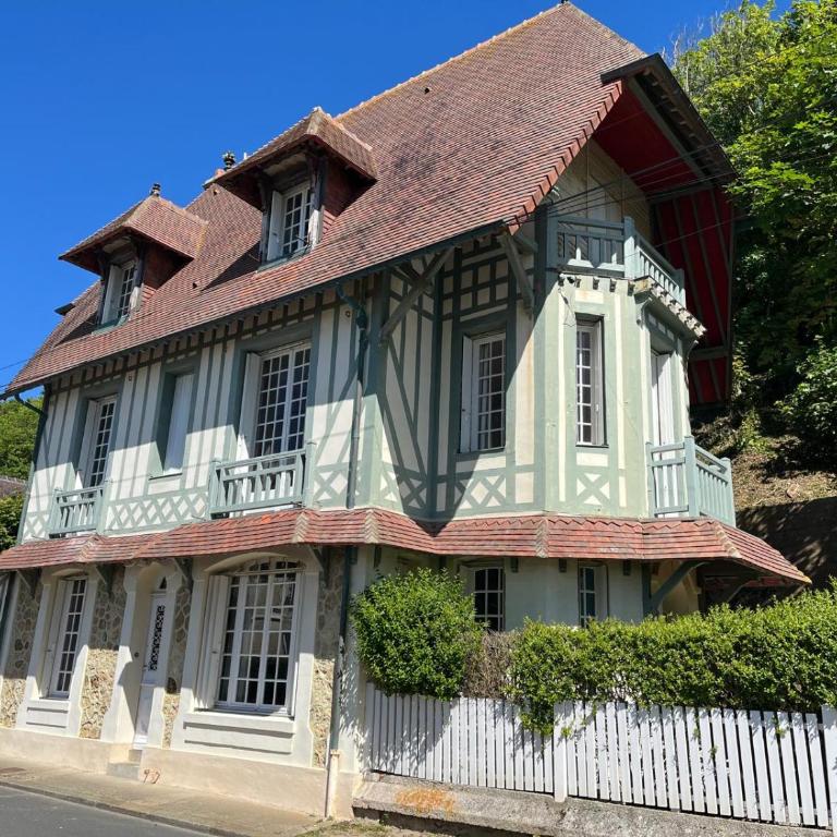 Villa La Petite Normandy Vue Mer - Villa - 1