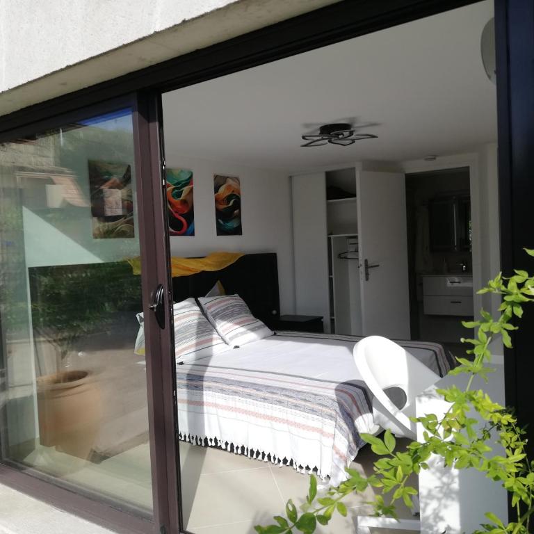 Appart Sympa au Calme - Appartement 2 Chambres avec Terrasse - 8