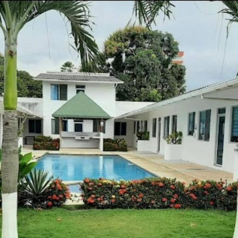 Casa de playa cerca al mar - Three-Bedroom House - 1