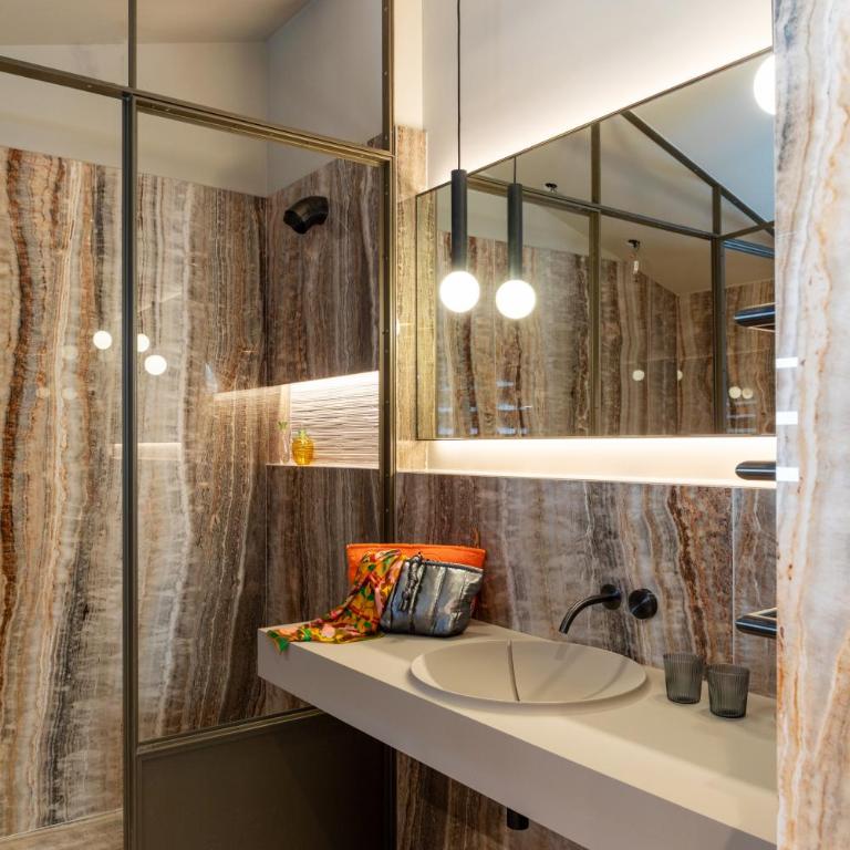 Yndo Hôtel - Suite So Chic - 16