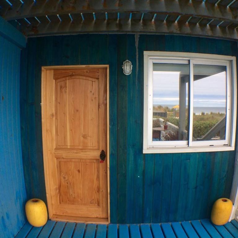 Pichilemuhostel SurfersView - Double Room with Sea View - 6