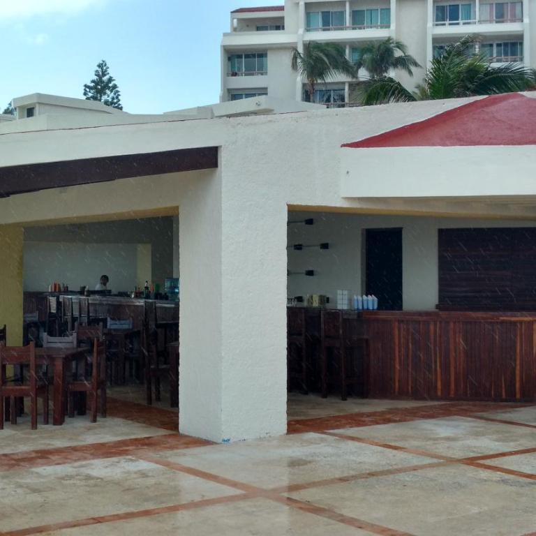 Apartment Ocean Front Cancun - Studio Apartment with Sea View - 21