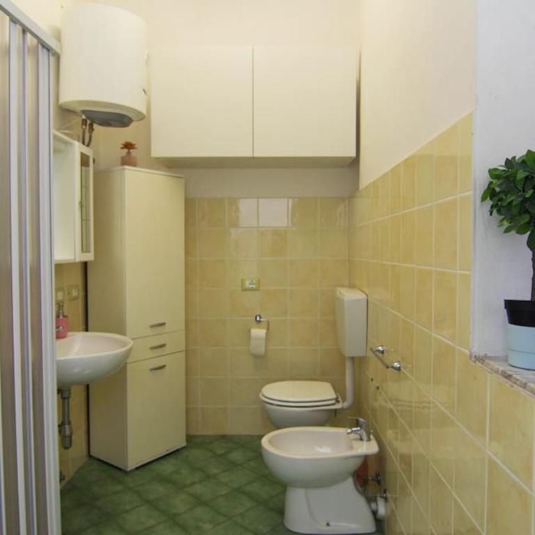 La Beatrice - Two-Bedroom Apartment - 10