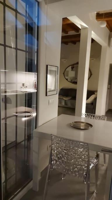 EMMApartment - One-Bedroom Apartment - 10