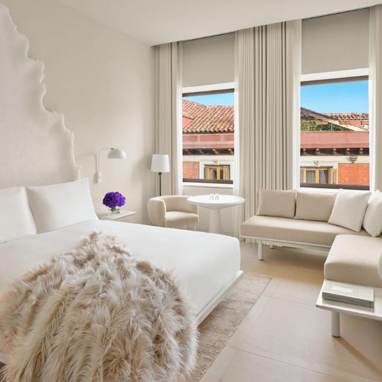 The Madrid EDITION - Habitación Deluxe con cama extragrande y vistas a la calle - 1