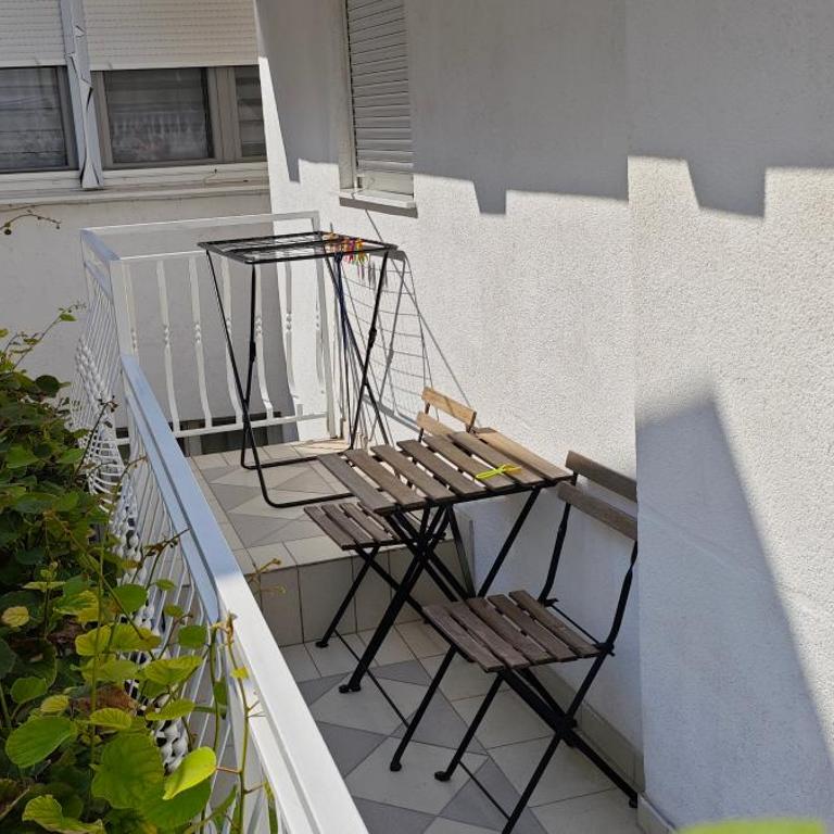 CASA BAYA with garden and river view & parking - Two-Bedroom House - 14