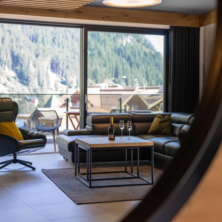 Atemberaubendes und charismatisches Luxus-Apartment in der Residenz Silvretta, inkl Silvretta Card Premium - Apartment mit 2 Schlafzimmern - 2