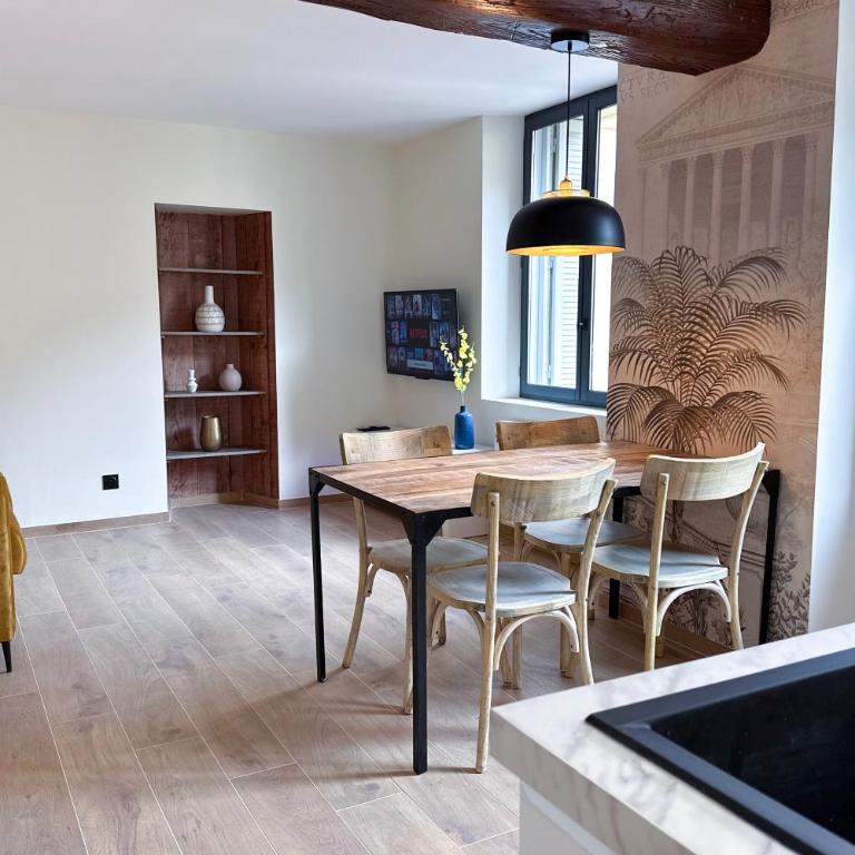 MACE Appartement avec SPA dans quartier Historique Exclusif Calme Coeur d'Antibes - Appartement 1 Chambre - 15