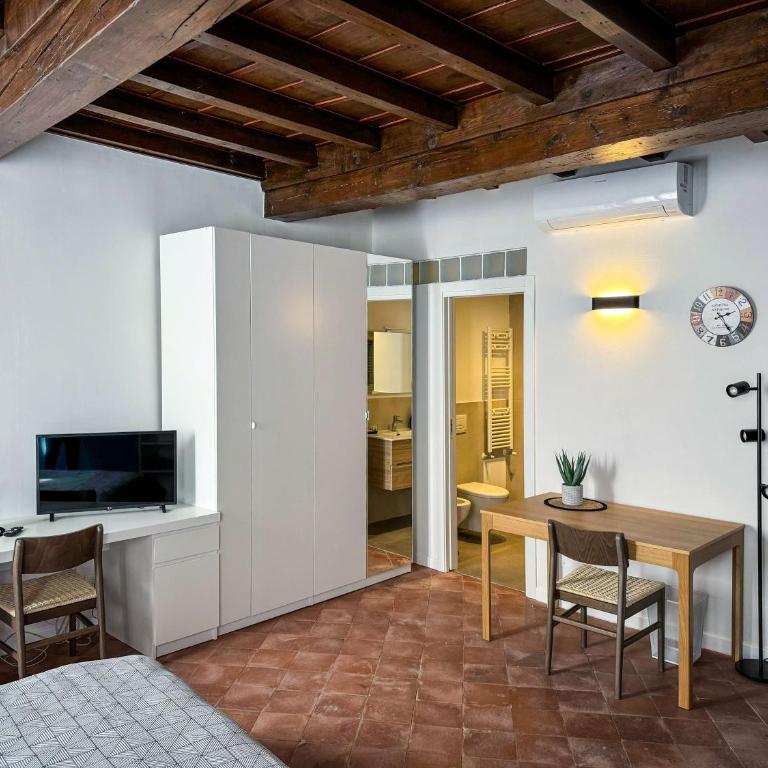Residenza Gonzaga - Camera Matrimoniale Deluxe - 4