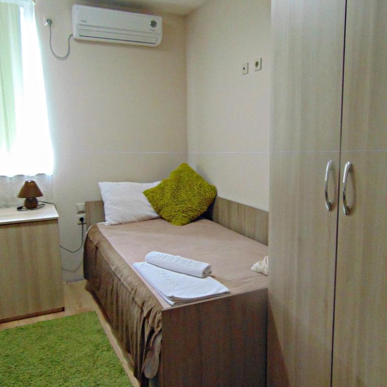 Garni Hotel Tri O - Single Room - Annex - 3