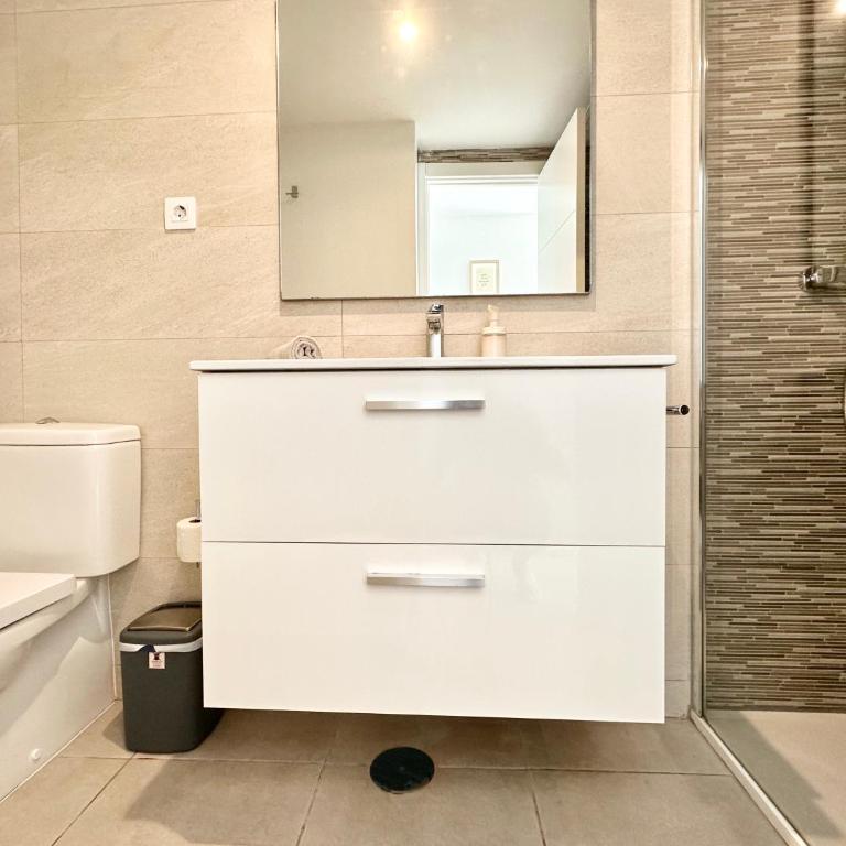 Fresh Lemonade con piscina, AC, doble terraza, cocina completa y parking - Apartamento de 1 dormitorio - 12