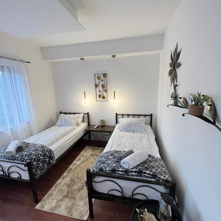 Aman Guesthouse - Deluxe Twin Room - 3