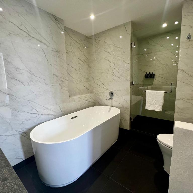 Hotel Catedral - Suite with Spa Bath - 6