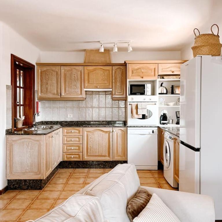 Casa Tonito Colorada - Two-Bedroom House - 29