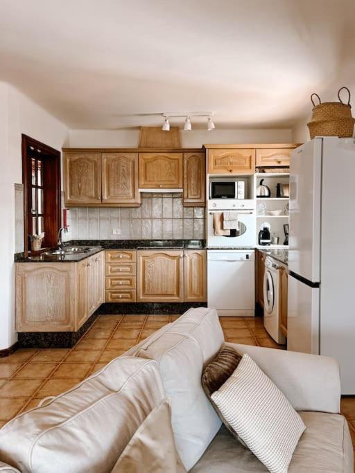 Casa Tonito Colorada - Two-Bedroom House - 25