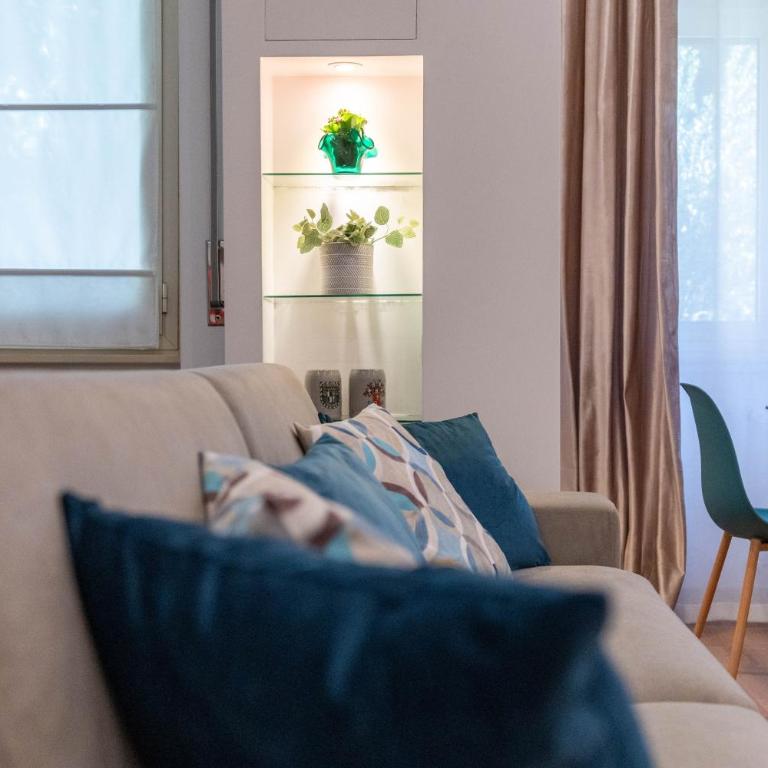 Vatican Oasis - Free Parking, 4-6 pax, 2 bedrooms - Two-Bedroom Apartment - 6