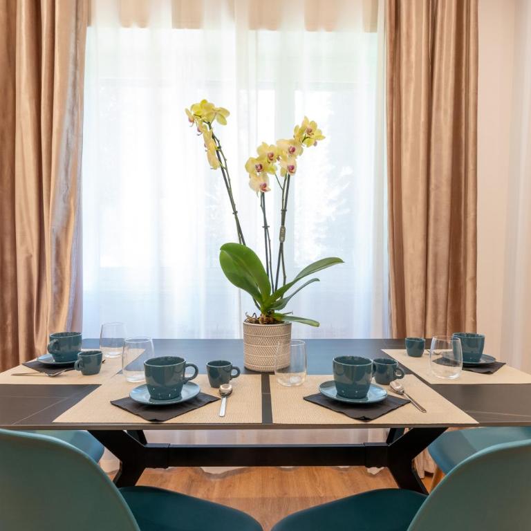 Vatican Oasis - Free Parking, 4-6 pax, 2 bedrooms - Two-Bedroom Apartment - 5