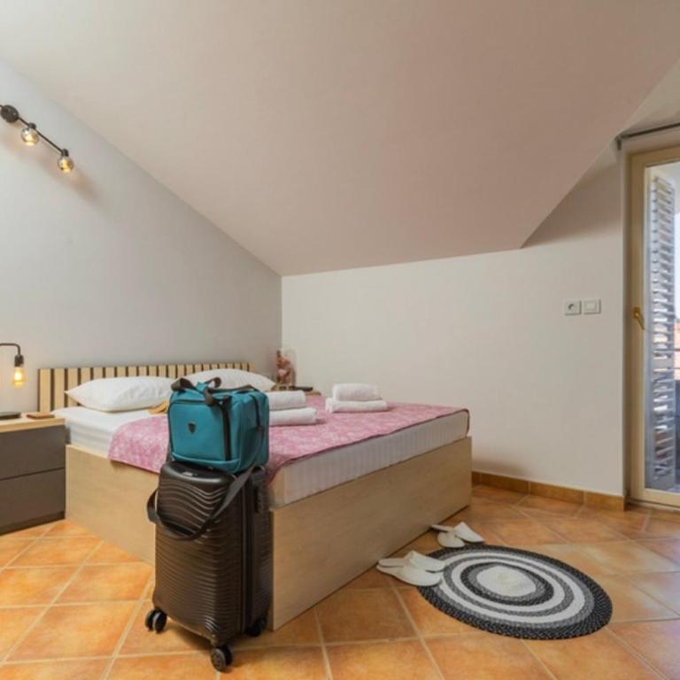Adzic Apartments - Studio with Balcony (2 Adults) - 53