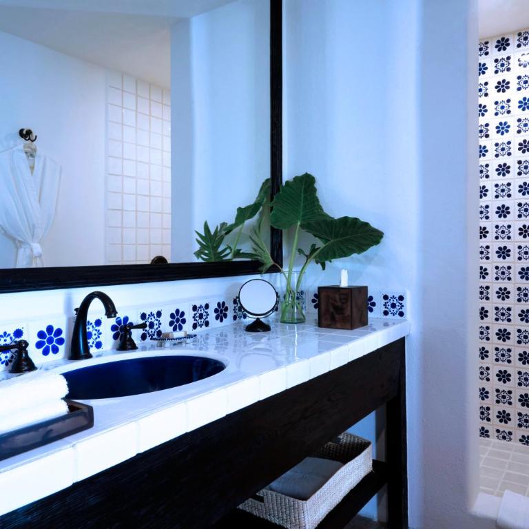 Tropicana Los Cabos, Tapestry Collection by Hilton - One-Bedroom Suite with Extended Terrace - 4