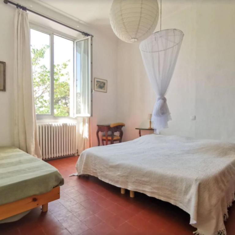 Beautiful villa with garden and sea view - Apartment - 10