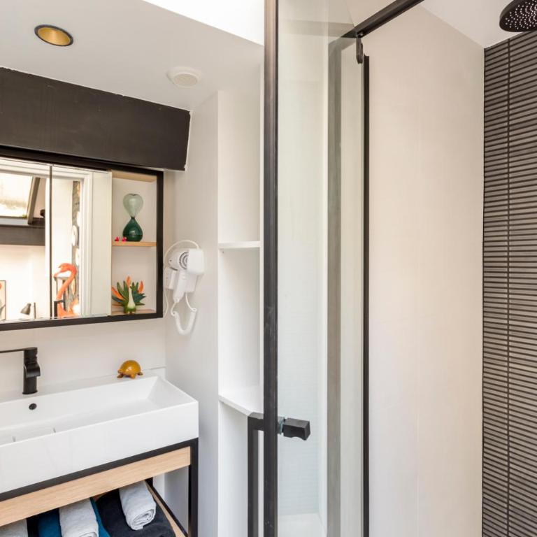 Relais Cocorico Artist Studio glass roof with AC - Appartement 1 Chambre Deluxe - 11