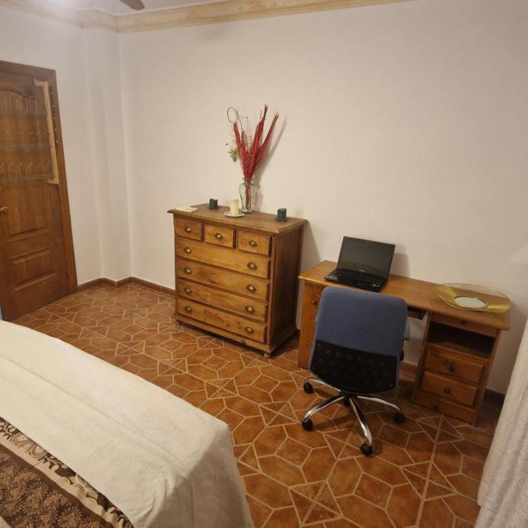 Villa Ángel, One of the best viewpoints in Malaga Bay - Three-Bedroom Villa - 53