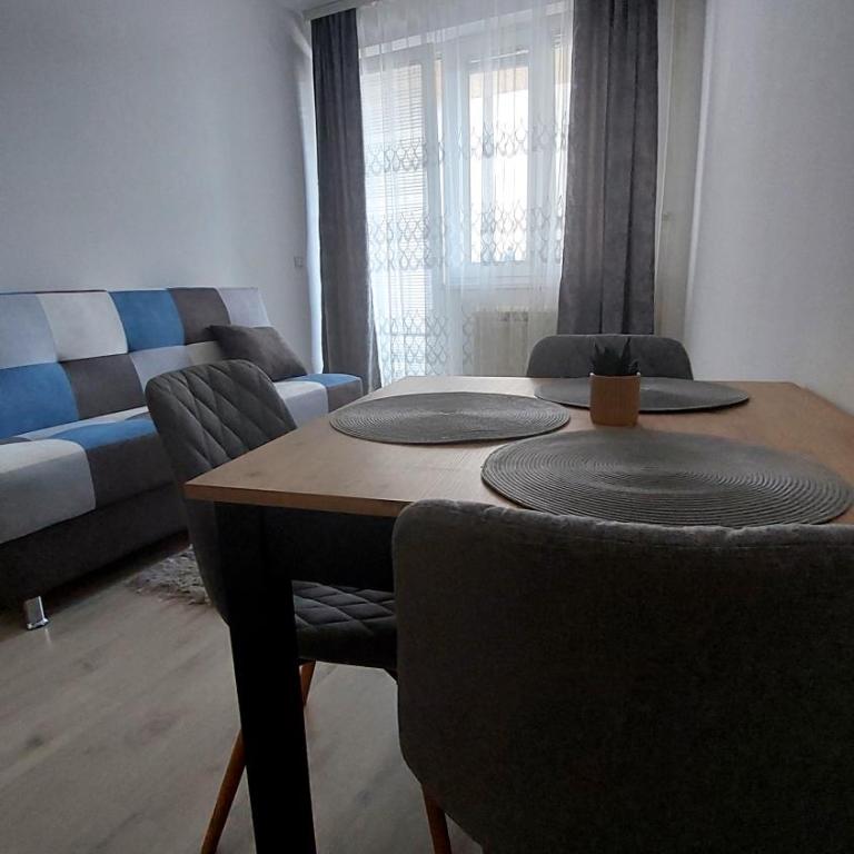 Papillon - Two-Bedroom Apartment - 13