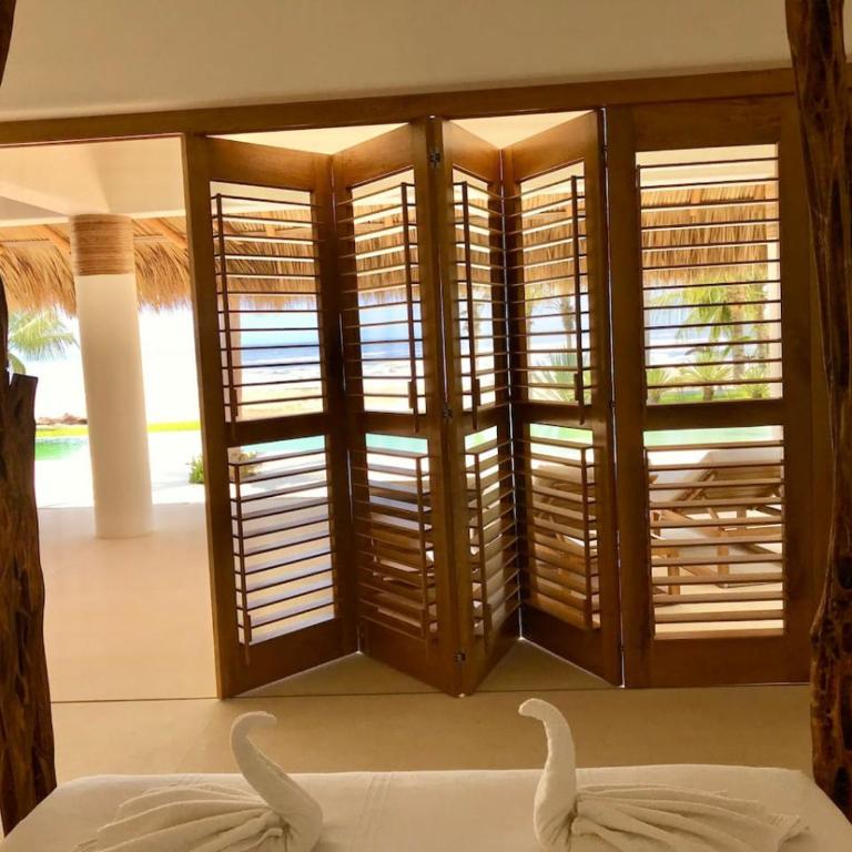 Casa Mona - Beachfront Luxury Villa - Verified Listing - Villa frente a la playa - 27