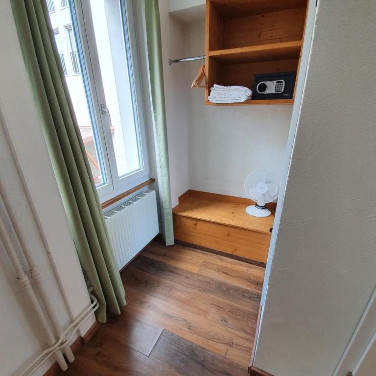 Hotel Toscana - Chambre Double avec Salle de Bains Privative - 2