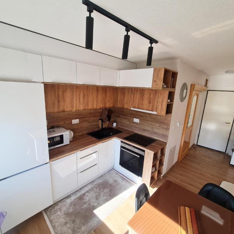 Apartman Sebilj - Free Garage Parking - Apartman sa 1 Spavaćom Sobom - 4