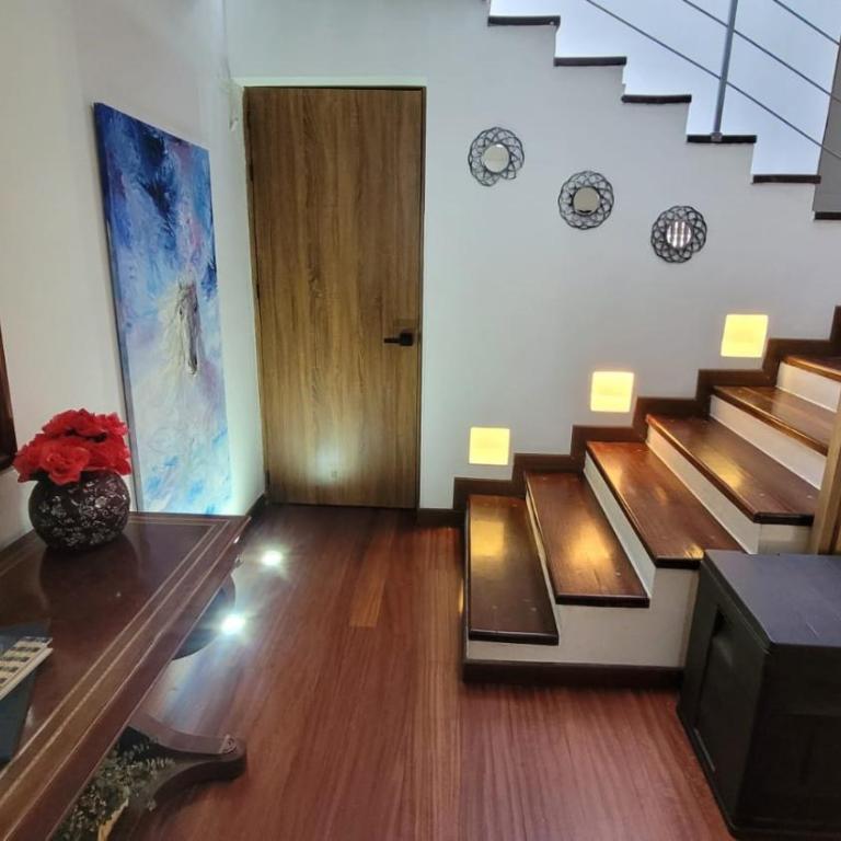 Moderna casa en zona céntrica - Casa de 4 dormitorios - 21