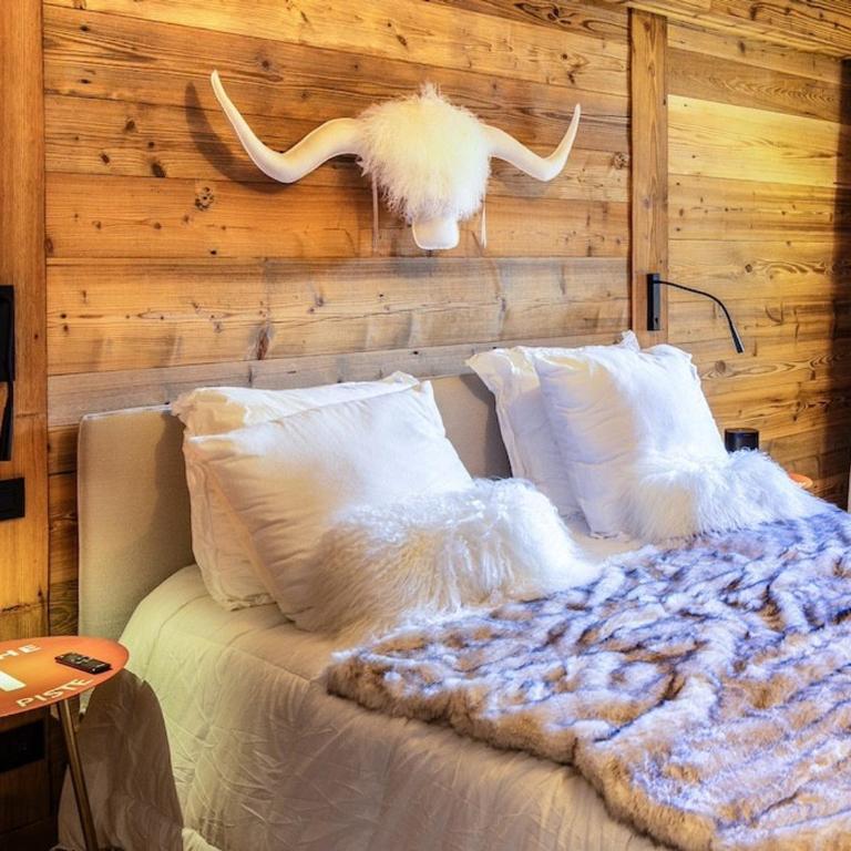 Chalet de luxe aux Gets avec jacuzzi, sauna, Wi-Fi, parking - FR-1-671-272 - Chalet - 16